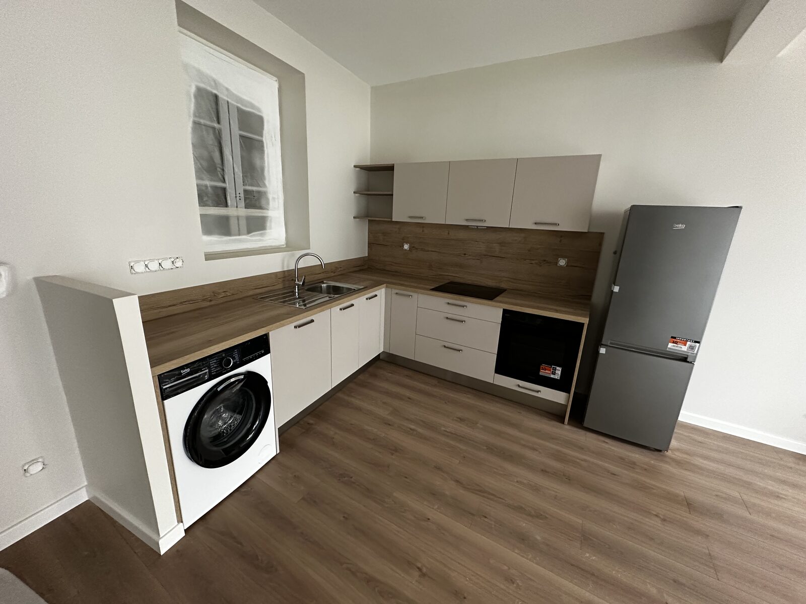 Cuisine contemporaine avec verrière